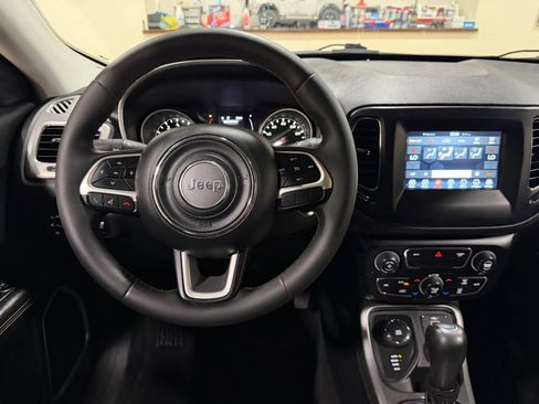 Used 2021 Jeep Compass Latitude AWD/4WD image 56