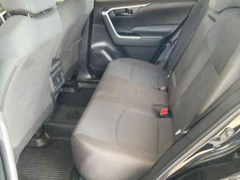 Used 2025 Toyota RAV4 LE FWD image 21