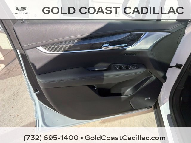 Used 2024 Cadillac XT6 Sport w/ Technology Package AWD/4WD image 19