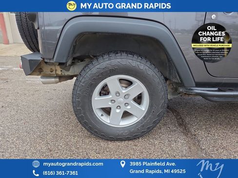 Used 2016 Jeep Wrangler Sport w/ Quick Order Package 23S image 41