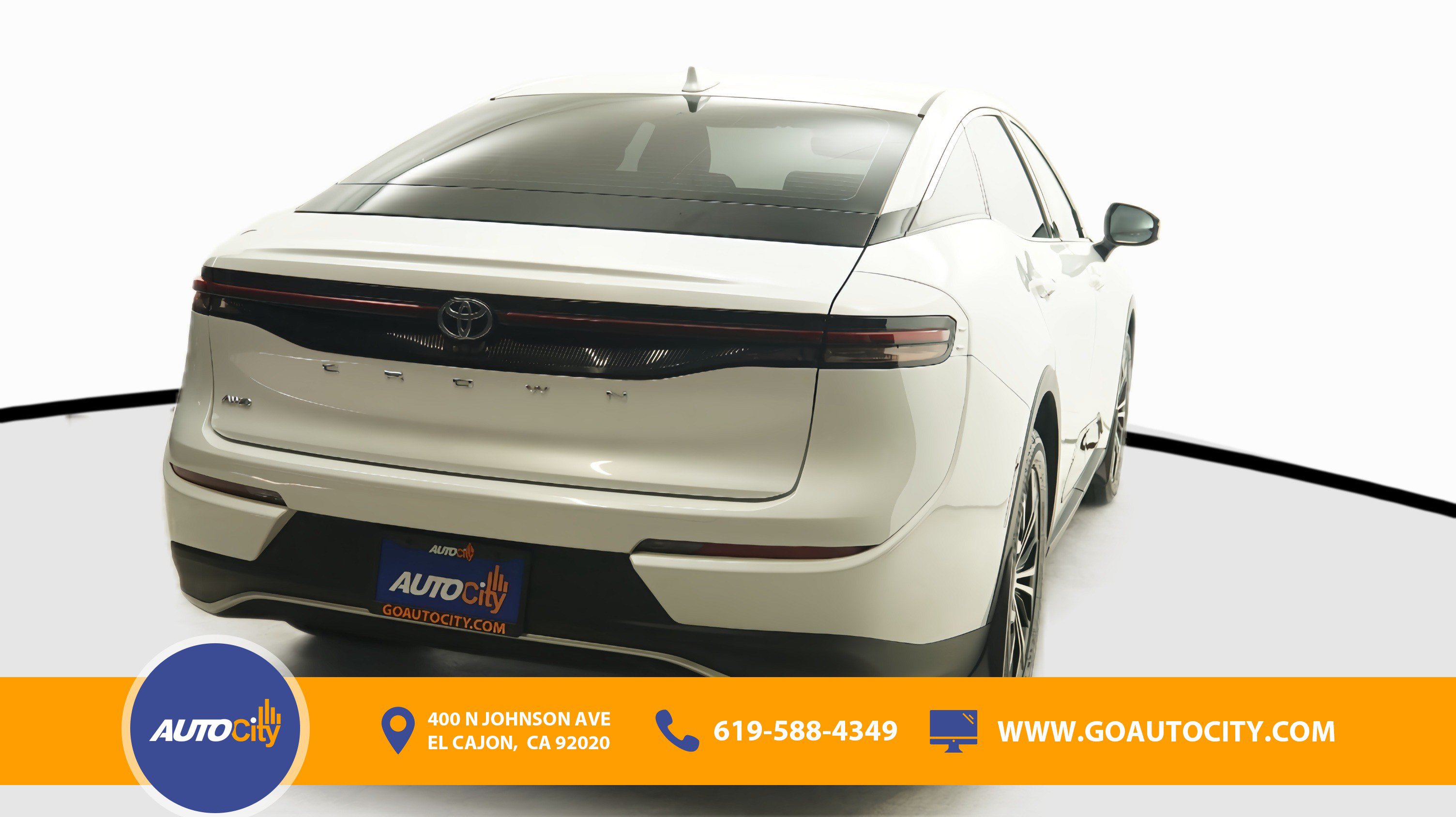 Used 2023 Toyota Crown AWD/4WD image 10