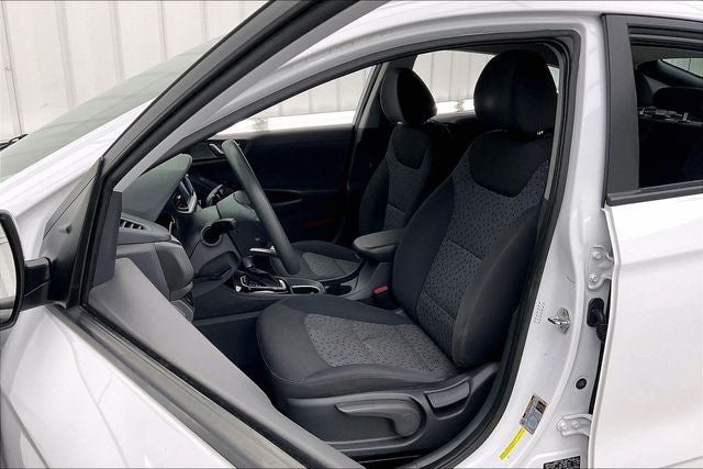 Used 2017 Hyundai Ioniq Blue FWD image 8
