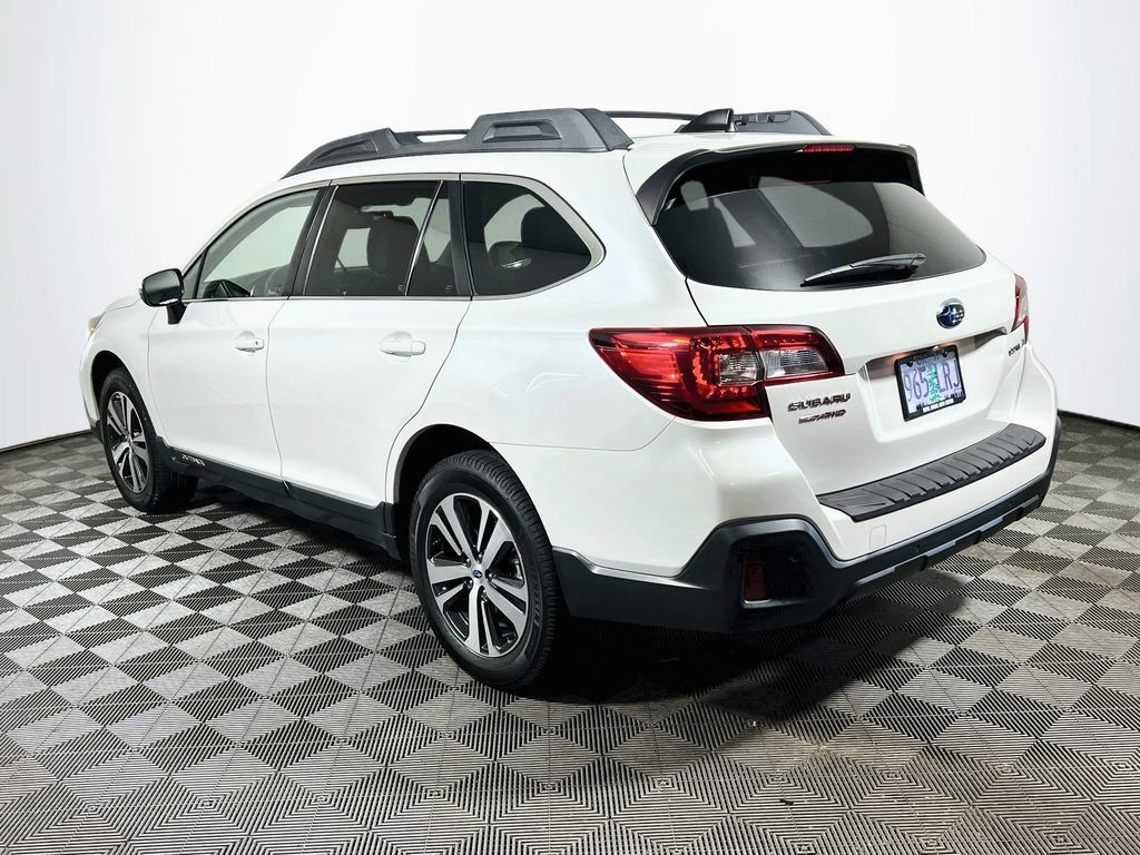 Used 2019 Subaru Outback 2.5i Limited AWD/4WD image 5