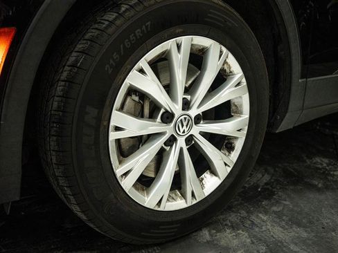 Used 2019 Volkswagen Tiguan S w/ Driver Assistance Package FWD image 3