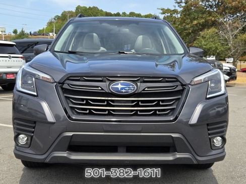 Used 2024 Subaru Forester Premium AWD/4WD image 8