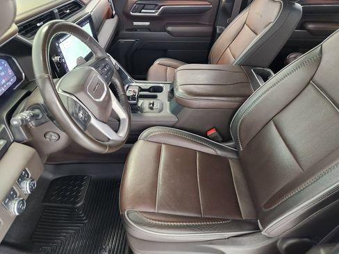 Used 2024 GMC Sierra 1500 Denali w/ Denali Reserve Package AWD/4WD image 13