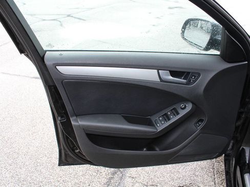 Used 2011 Audi A4 2.0T Premium image 15