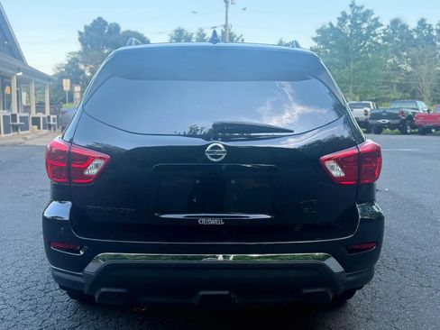 Used 2019 Nissan Pathfinder SL AWD/4WD image 6