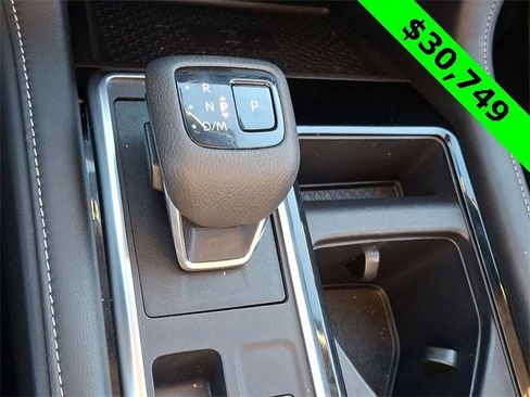 Used 2023 Nissan Pathfinder SL w/ SL Premium Package image 16