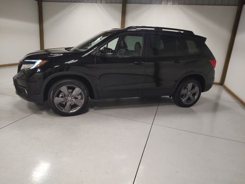 Used 2019 Honda Passport Touring image 4