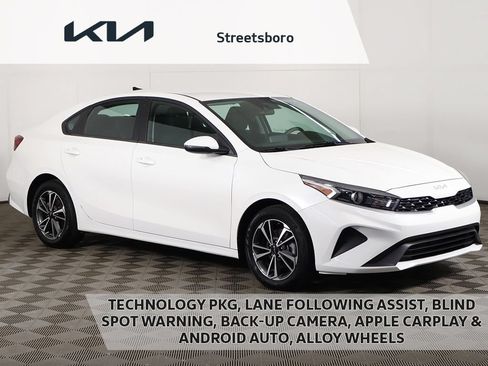 Used 2024 Kia Forte LXS w/ LXS Technology Package FWD image 1