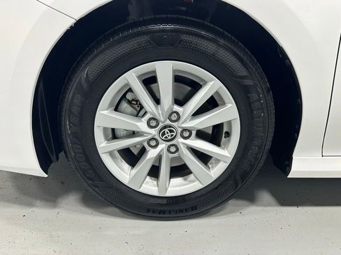 Used 2025 Toyota Camry LE image 63