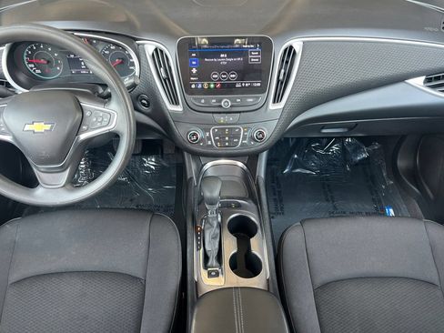Used 2024 Chevrolet Malibu LT FWD image 13