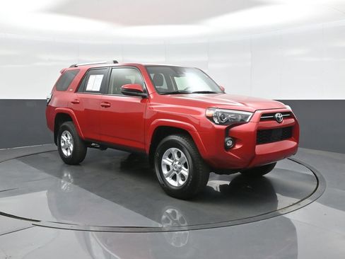 Certified 2024 Toyota 4Runner SR5 AWD/4WD image 1