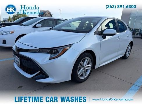 Used 2021 Toyota Corolla SE FWD image 1