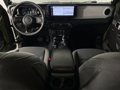 Used 2024 Jeep Wrangler Sport S image 21