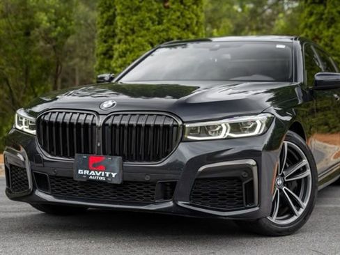 Used 2021 BMW 740i xDrive w/ M Sport Package AWD/4WD image 2