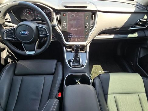 Used 2025 Subaru Outback Limited image 16