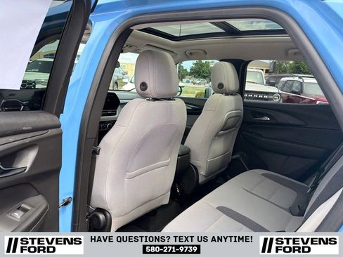 Used 2024 Chevrolet TrailBlazer LT w/ LT Cold Weather Package FWD image 31