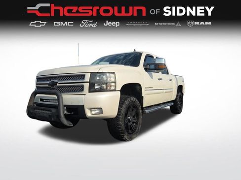 Used 2012 Chevrolet Silverado 1500 LTZ w/ LTZ White Diamond Edition image 9