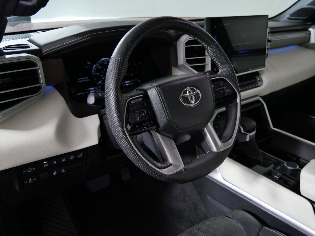 Used 2023 Toyota Sequoia Capstone AWD/4WD image 13