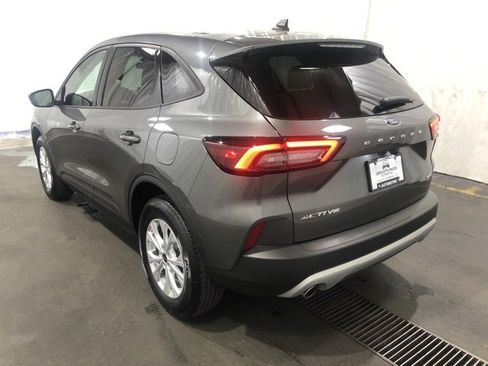 Used 2025 Ford Escape Active image 5