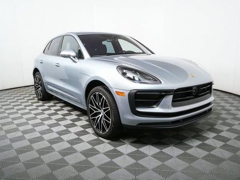 Certified 2023 Porsche Macan image 26