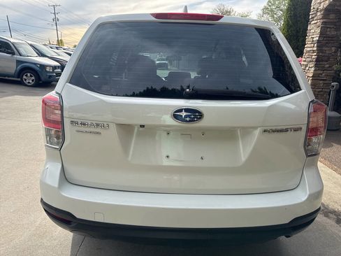 Used 2017 Subaru Forester 2.5i image 4
