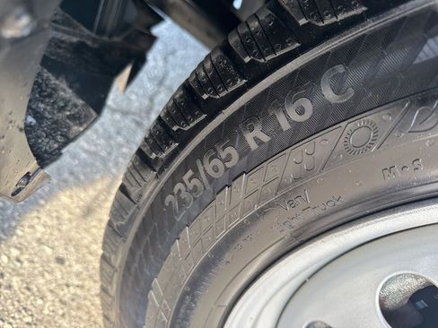 Used 2020 Ford Transit 250 Low Roof AWD image 27