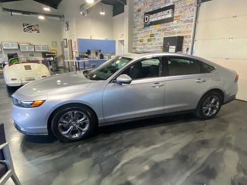 Used 2024 Honda Accord EX image 4