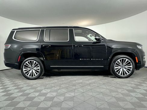 Used 2022 Jeep Grand Wagoneer Series III image 33