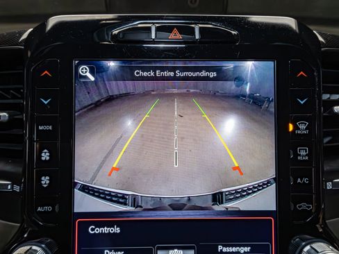 Used 2021 RAM 1500 Laramie image 19