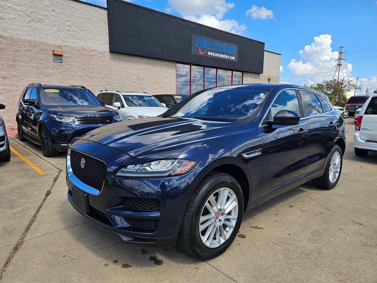 Used 2017 Jaguar F-PACE Prestige AWD/4WD image 1