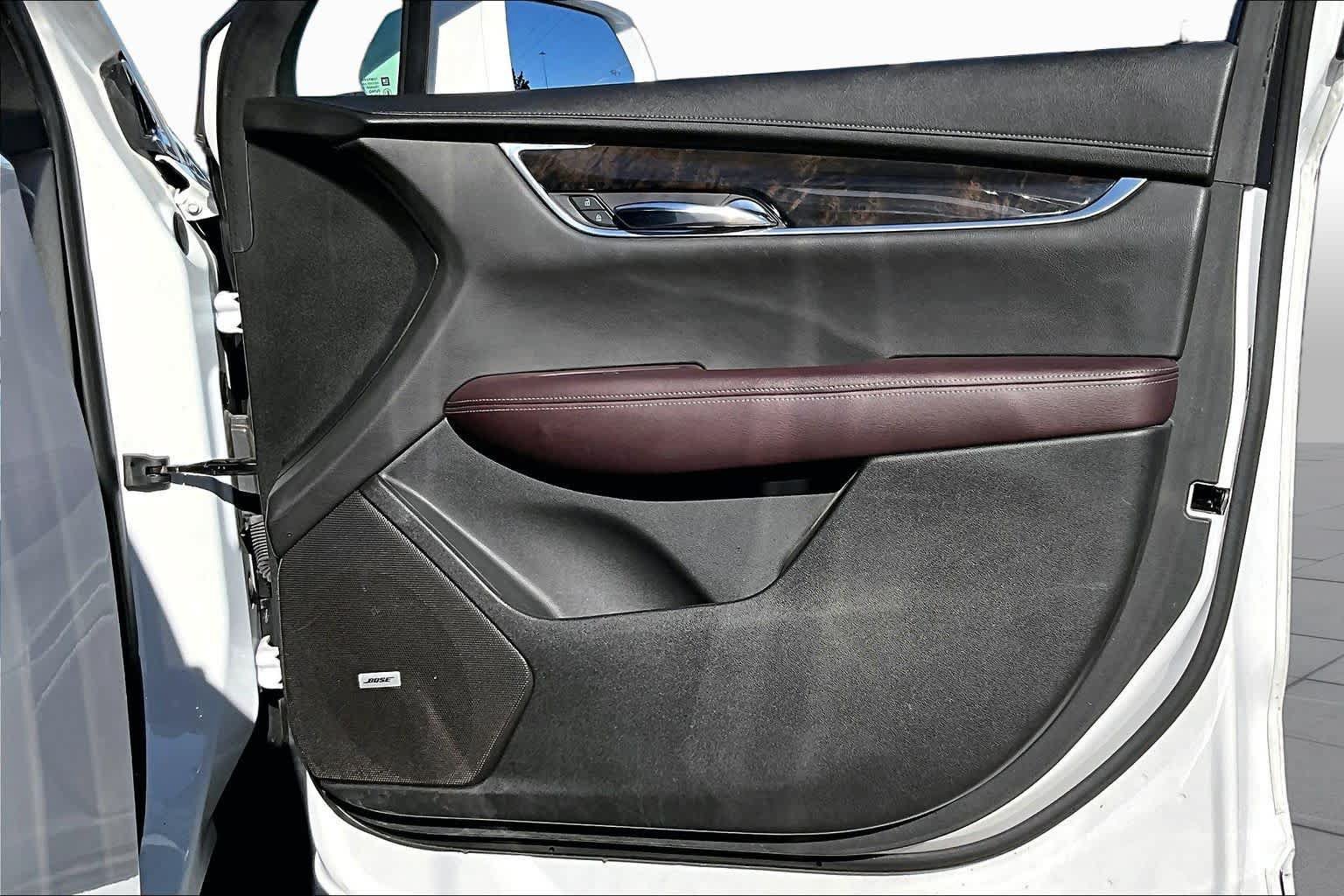 Used 2020 Cadillac XT6 Premium Luxury FWD image 23