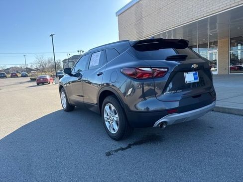 Used 2022 Chevrolet Blazer LT image 2
