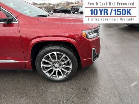 Used 2023 GMC Acadia Denali image 4