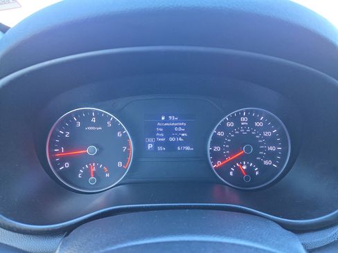 Used 2020 Kia Sportage S w/ S Premium Package image 11