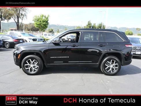 Used 2024 Jeep Grand Cherokee Limited image 4
