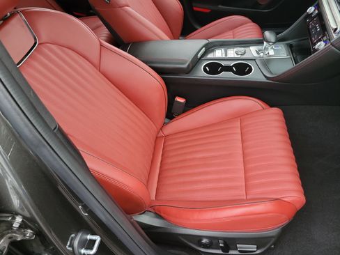 Certified 2025 Genesis G70 3.3T Advanced image 22