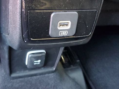 Used 2023 Jeep Compass Limited w/ Elite Group AWD/4WD image 11