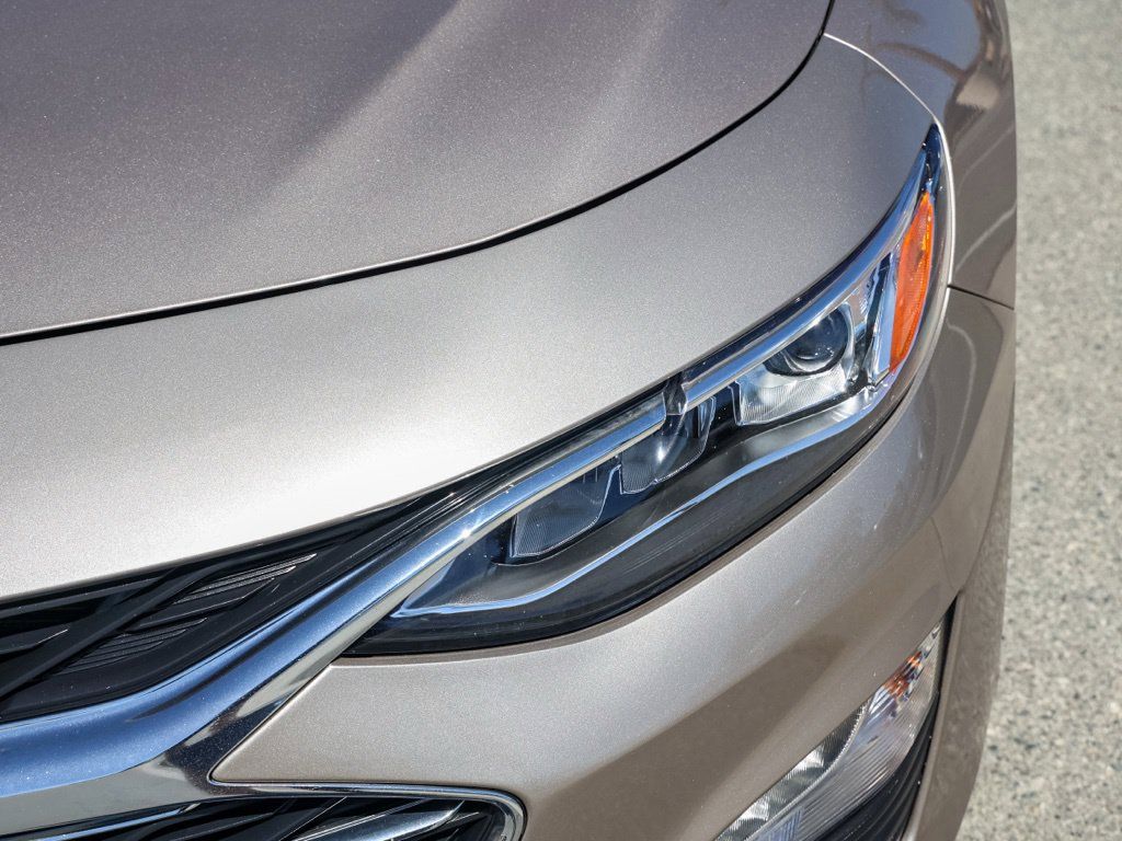 Used 2024 Chevrolet Malibu LT FWD image 11