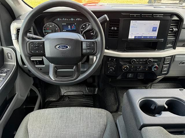 Used 2023 Ford F250 XLT AWD/4WD image 11