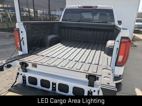 New 2026 GMC Sierra 1500 SLT AWD/4WD image 29