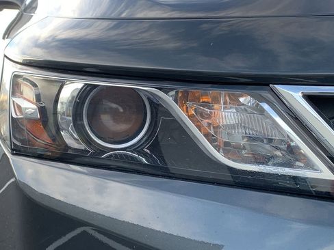 Used 2019 Chevrolet Impala LT image 9