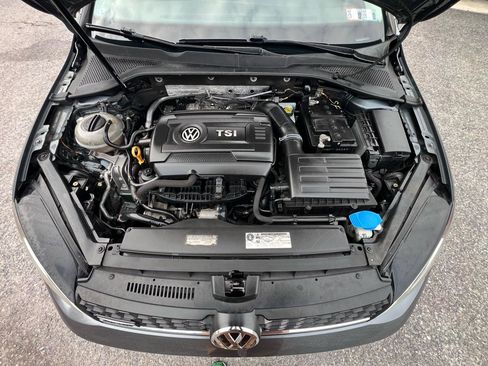 Used 2017 Volkswagen Golf Alltrack S image 27