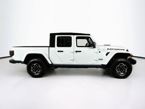 Used 2023 Jeep Gladiator Mojave w/ Trailer Tow Package AWD/4WD image 4