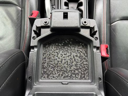 Used 2019 Jeep Wrangler Unlimited Rubicon AWD/4WD image 39