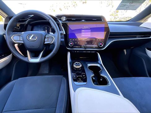 Used 2023 Lexus RZ 450e Premium image 14