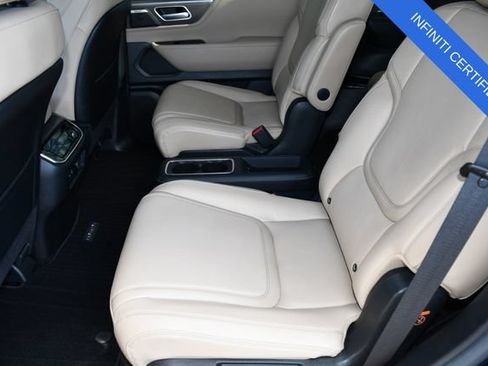 Certified 2025 INFINITI QX80 Pure w/ Cargo Package AWD/4WD image 19