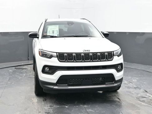 New 2026 Jeep Compass Latitude image 8